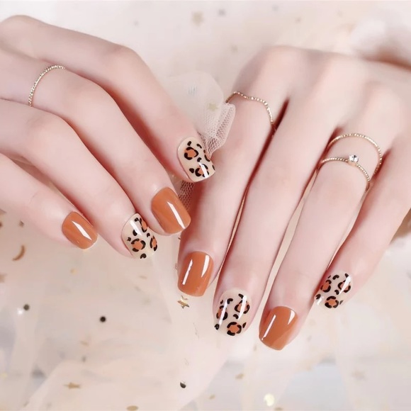 •Cheetah Girl• Luxe Press On Nails - Picture 4 of 5